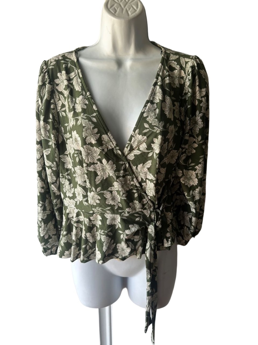 Meraki Olive Green Floral Wrap Top XL Tie Waist Boho Chic Trendy Fall Blouse